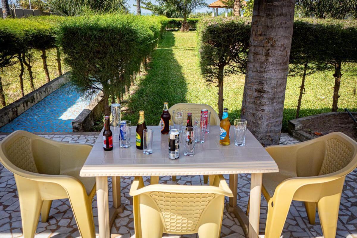 Ocean Villa Heights Brufut エクステリア 写真