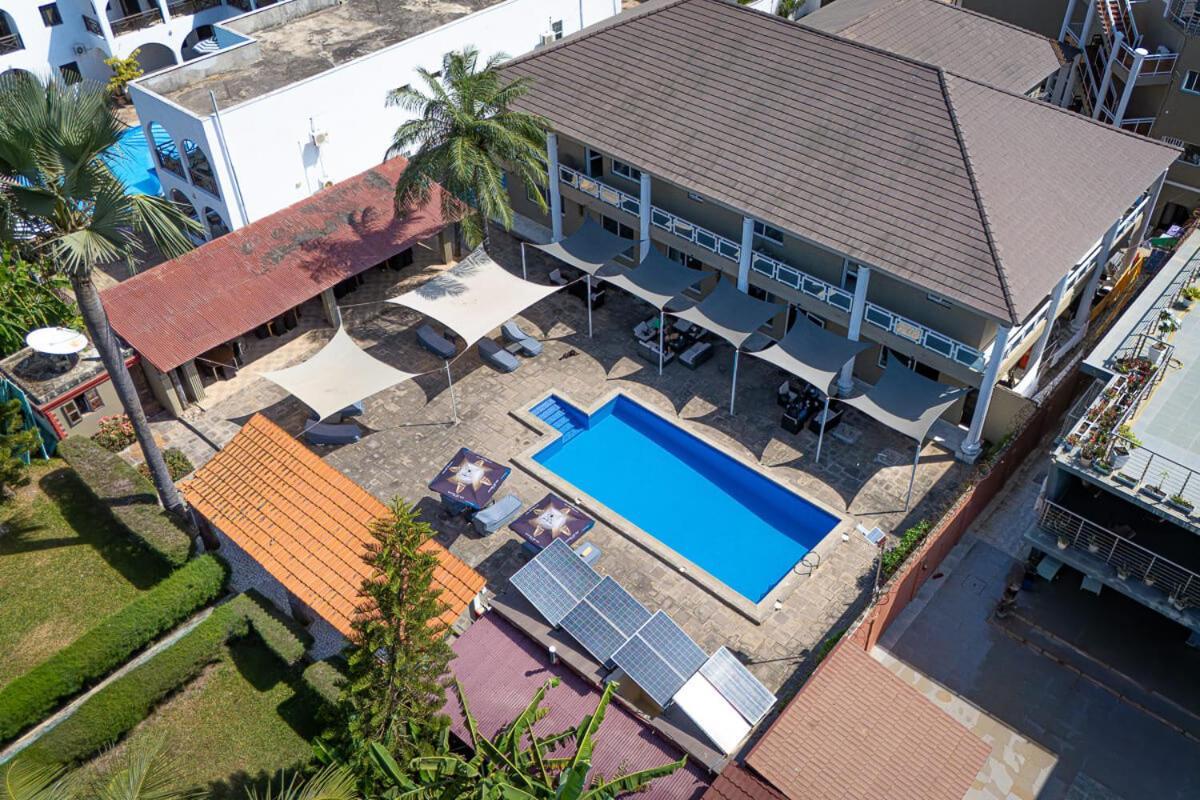 Ocean Villa Heights Brufut エクステリア 写真