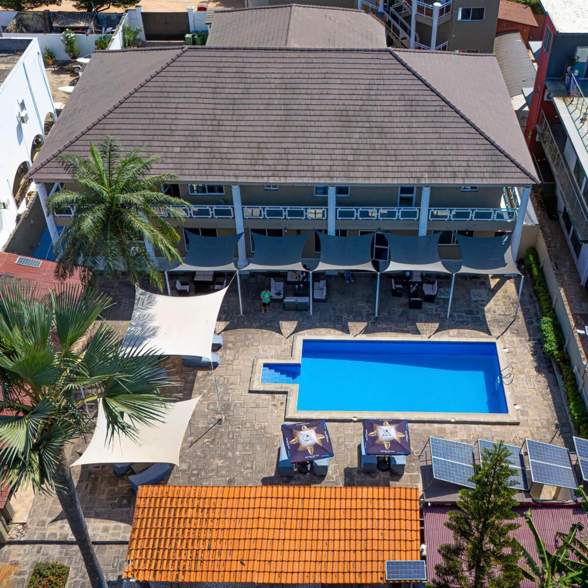 Ocean Villa Heights Brufut エクステリア 写真